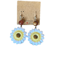 White daisy motif hypoallergenic earrings